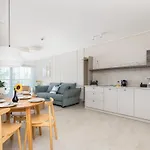 Solaris Close To The By Renters 公寓 达尔沃沃