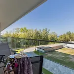 公寓 Solaris Close To The By Renters
