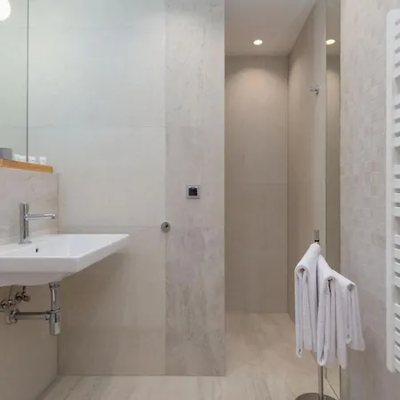 Appartamento Solaris Close To The By Renters